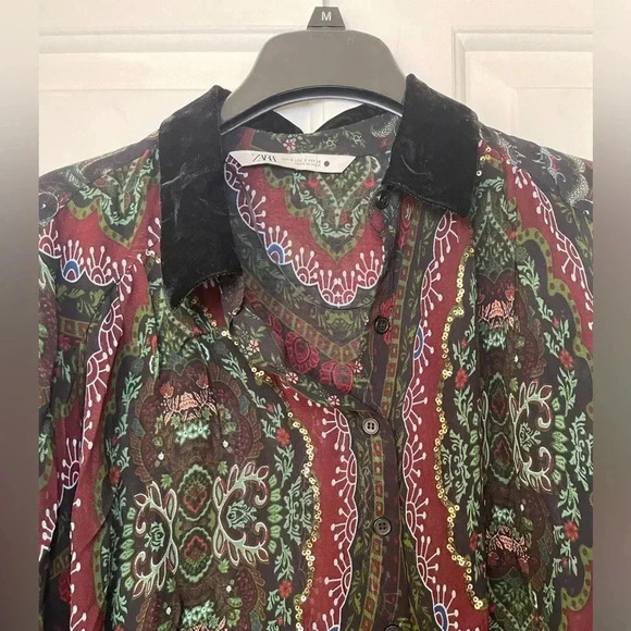 Zara Woman’s Small Sheer Blouse Paisley Colorful Print Sequins Velvet Collar - Picture 6 of 8